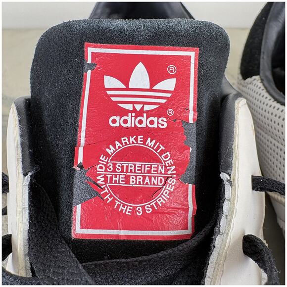 Adidas Samba OG Shoes 2010 Mens 11 White Black Red Sneakers Gum Sole Rare EUC main image 11